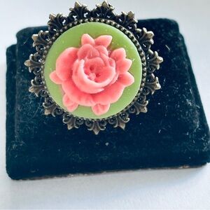 Vintage Floral Ring with Pink Rose and Green Background